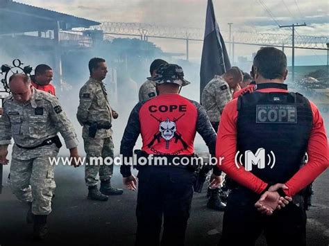 Policiais penais fazem treinamento o Comando de Operações Especiais