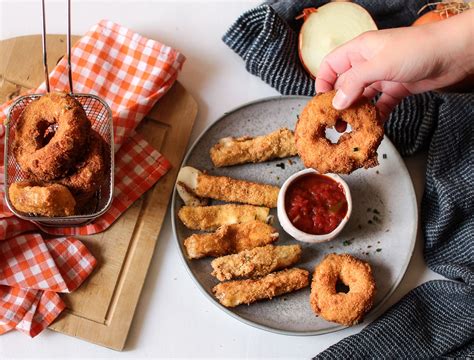 Onion Rings La Mozzarella Et Mozza Sticks Royal Chill Blog