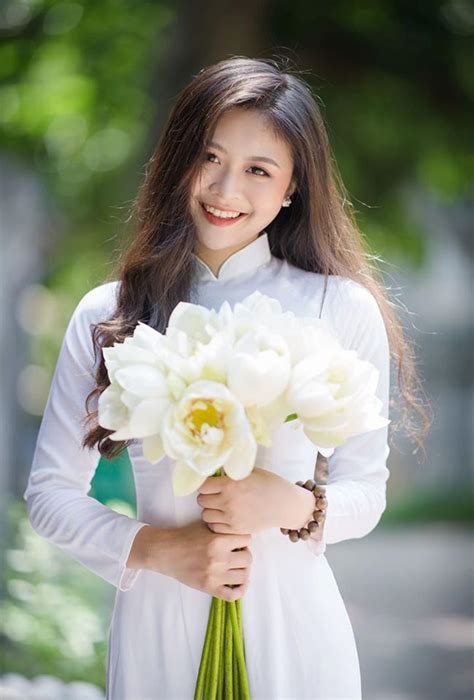 Hot Girl Ngo I Th Ng Chu N Con Nh Ng I Ta Xinh P L I H C Gi I B O D N Tr