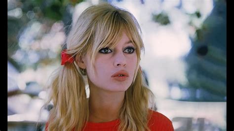 Brigitte Bardot Ans Tr S Franche Sur Sa Solitude J Ai Pass Des