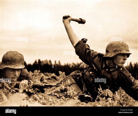 Russia 1941 Hi Res Stock Photography And Images Alamy