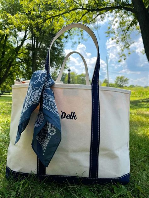 how to clean ll bean boat and tote