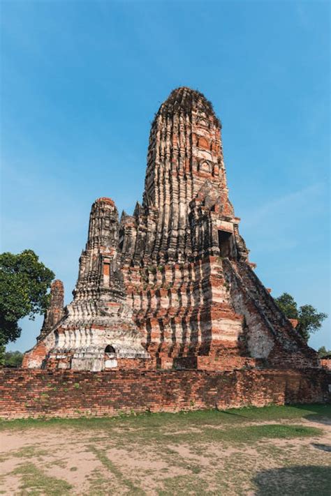 View Wat Chaiwatthanaram · Free Stock Photo