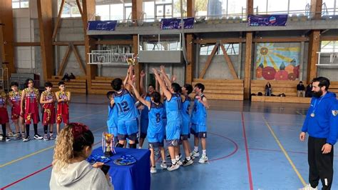 Equipo Sub 14 De Varones De Liceo Juana Ross Gana A Colegio Patmos De