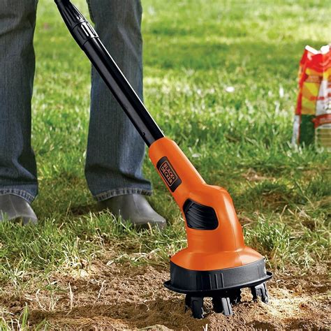 Black And Decker Lgc120b 20v Cordless Garden Cultivatortiller Bare