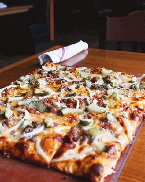 Billy G's Kirkwood - Home