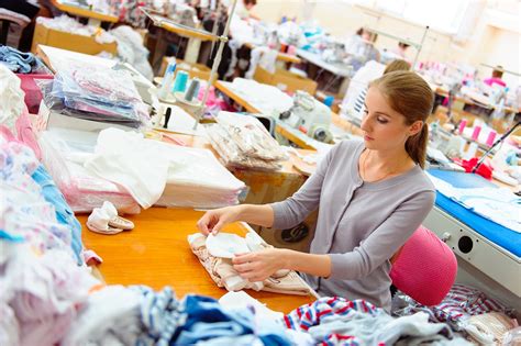 Bragança abre inscrições para curso de confecção de roupas de crianças