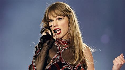 Taylor Swift fans without tickets ‘discouraged’ from gathering at venue ...