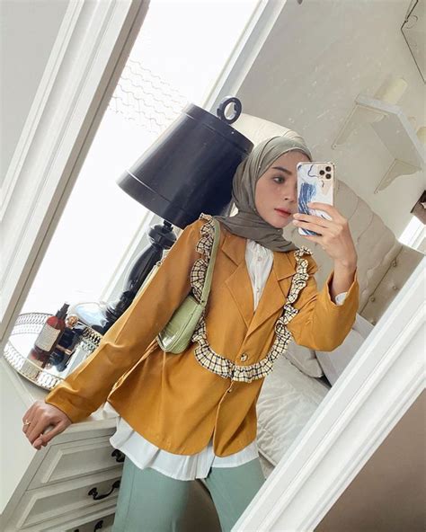 Inspirasi OOTD Pakai Masker Dan Busana Hijab Modis Ala Selebgram