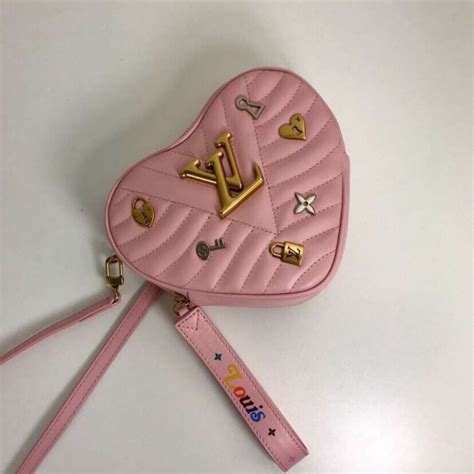 Louis Vuitton Lv Heart Bag New Wave Semashow