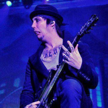 Silly Boy Funny Faces Synyster Gates Stank Face