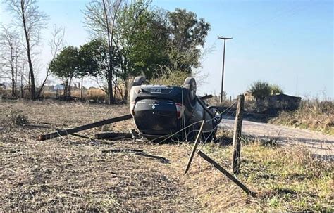 Tr Gico Accidente Una Chica De A Os Le Sac El Auto Al Padre Choc