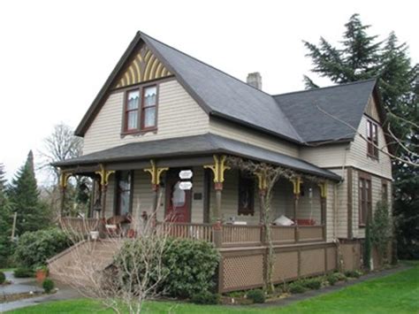 DeWitt Clinton Latourette House - Oregon City, Oregon - Victorian Style ...