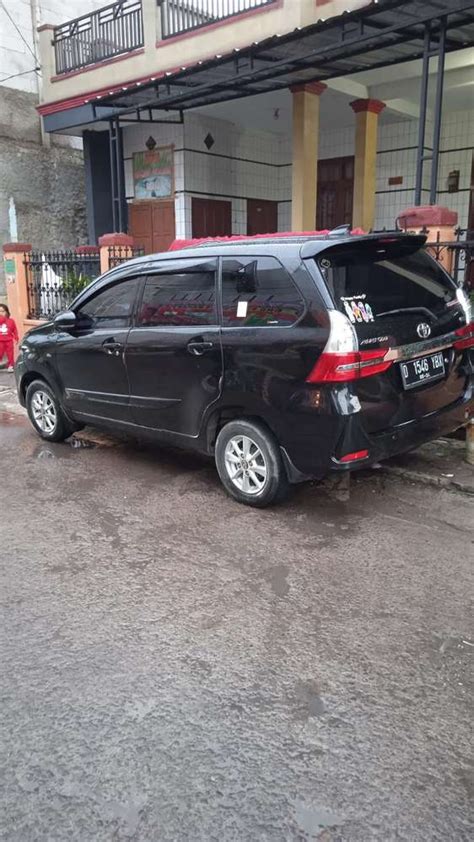 Toyota Avanza Bensin Mobil Bekas