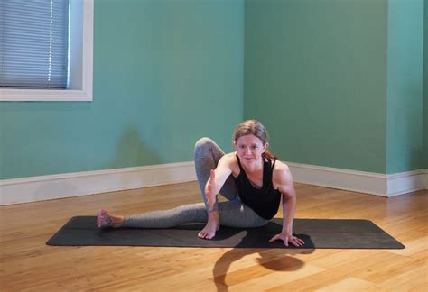 Baby Grasshopper Pose Yoga Photo Tutorial Youaligned