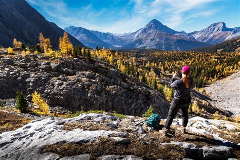 Exploring the Canadian Rockies: Hiking Trails for All Skill Levels ...