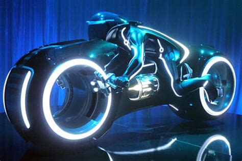 Custom Built Light Cycle from Tron Legacy | Gadgetsin