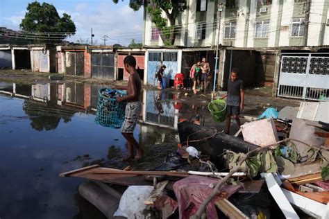 Fortes Chuvas No Rio De Janeiro Deixam 11 Mortos E 2 Desaparecidos MMO