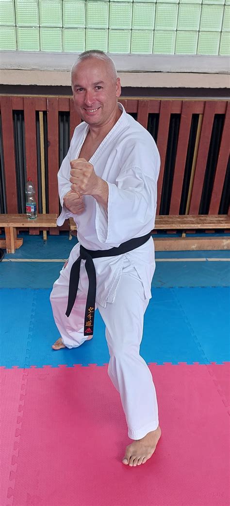 Karate Je Pre Mňa Láska Na Celý život Povedal Učiteľ A Tréner Karate V