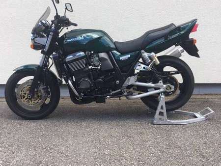 KAWASAKI KAWASAKI ZRX 1200 R AUS 4 2002 LÄUFT UND FÄHRT TÜV BIS 04