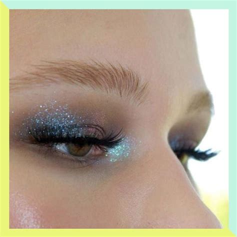 10 Ideas De Maquillaje Glitter Para Tu Cena De Navidad Maquillaje De