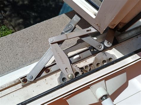 How to adjust this EntryGard Truth casement window | DIY Home