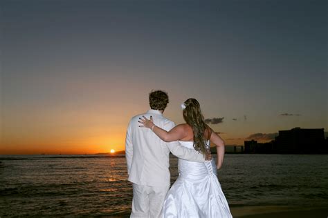 Waikiki Beach - My Hawaii Wedding