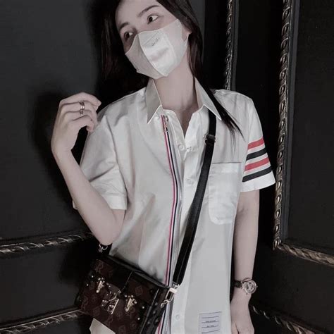 Các mẫu áo sơ mi nam nữ boy phố siêu hot HARIQUEEN Shopee Việt Nam