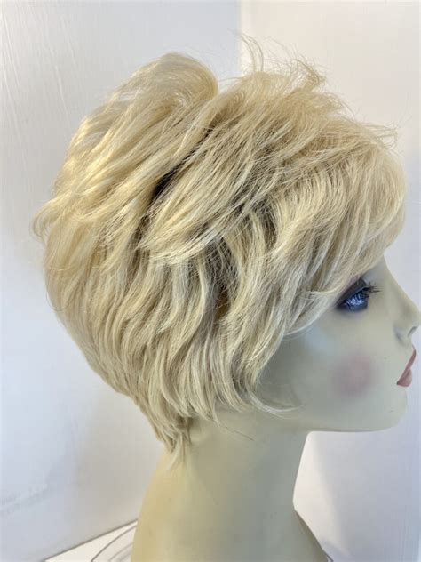 Rooted Blonde Short Wig Blss526 Wigbank