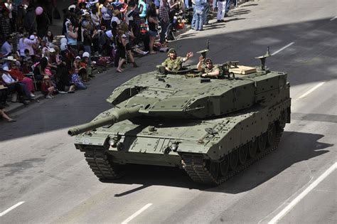 Leopard A M Canadian Army Askeri Tank Sava