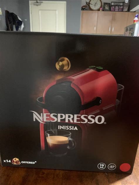 Nespresso Inissia coffee machine, TV & Home Appliances, Kitchen ...