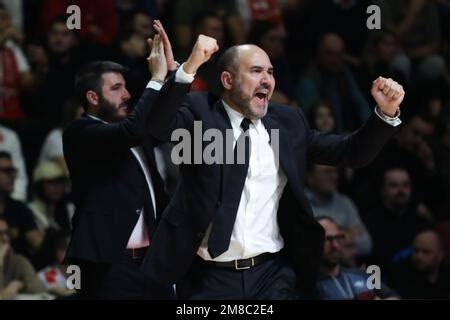 Chus Mateo Von Real Madrid W Hrend Des Halbfinalspiels Acb Copa Del Rey