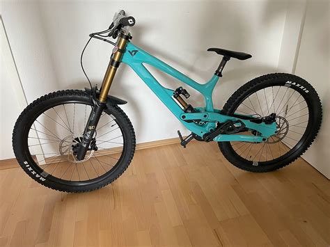 Yt Industries Tues Core 4 Carbon 2023 275 L Neuteile Bikemarktmtb