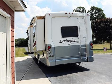 2005 Forest River Lexington GTS 255 RV For Sale In Pittsboro IN 46167