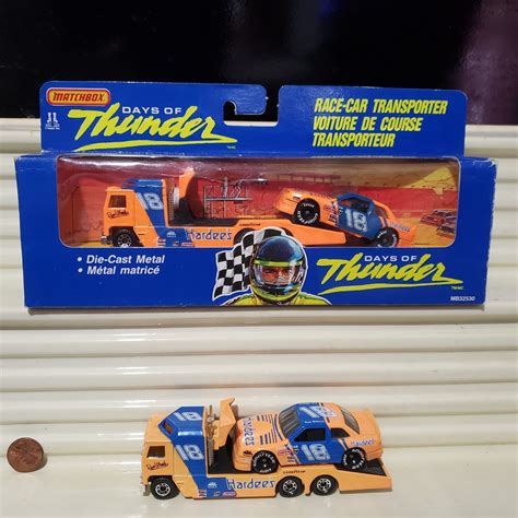 Matchbox 1990 DAYS OF THUNDER 18 RUSS WHEELER HARDEES Race Car