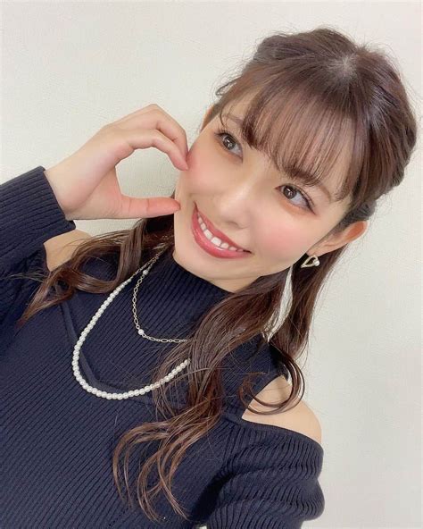 橘ゆりかさんのインスタグラム写真 橘ゆりかinstagram「前髪切ってから投稿してなかった🫢 ⁡ 会う人みんなに雰囲気変わったねと