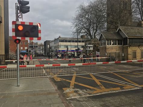 level crossing high street bryn holmes cc  sa geograph