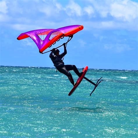 Le Wing Surf Le Sport De Glisse Tendance Sur Les Plages