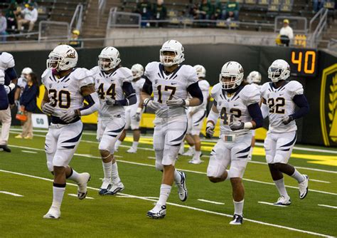 You Can Blame the Blue Pants! Cal Football Uniforms 2006-2016 ...