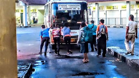 ALI KLAKSON JULIO PEDOT BANTU DORONG BUS ALADDIN YANG TROUBLE DI