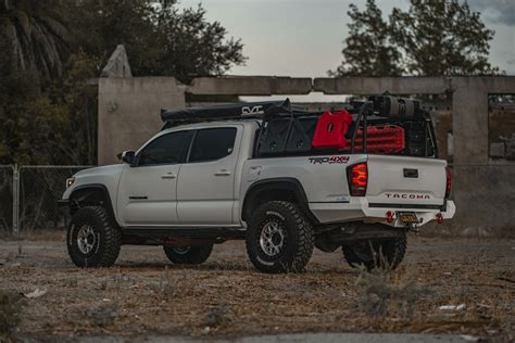 2017 Toyota Tacoma KMC GRS Machined KMC Wheels