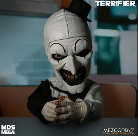 Mega Scale Art The Clown Figure From Mezco Now Available For Pre Order