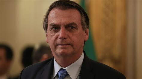 Bolsonaro anuncia decreto para zerar impostos federais do diesel e gás