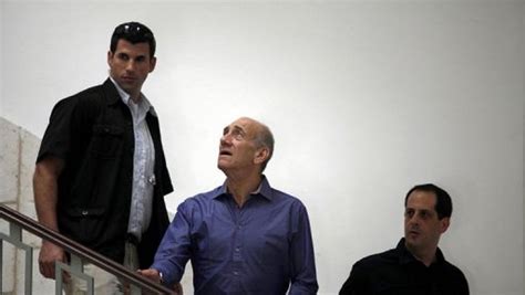 Israël peine légère pour l ex Premier ministre Olmert pas de sanction