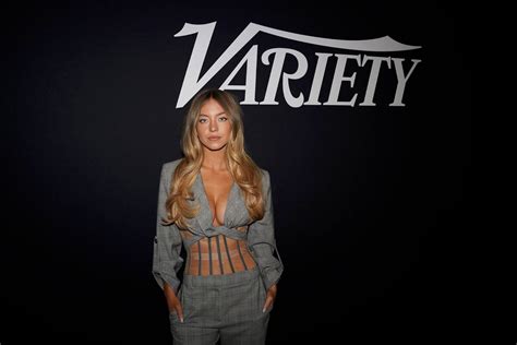 Sydney Sweeney Busty Plaid Suit Tiff Hot Celebs Home