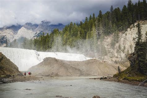 Wapta Falls Hike in Yoho National Park