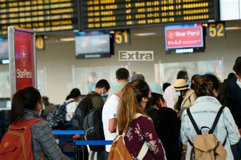 Aeropuerto Jorge Chávez Continúan Retrasos Y Cancelaciones De Vuelos