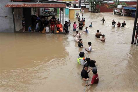 Foto Banjir Kembali Landa Sebagian Kota Makassar