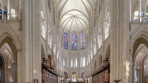 Notre Dame De Paris Dai Tre Colpi All Organo Dalle Campane All