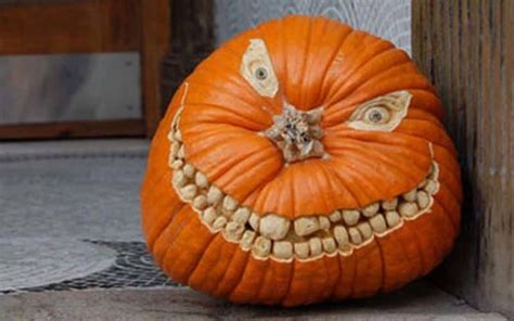 Amazingly Creative Halloween Pumpkin Carving Ideas